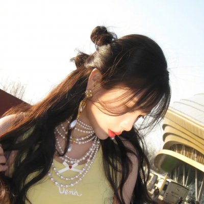 女性集中营
